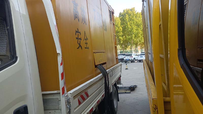 独山如何判断柴油发电机组和UPS电源的切换时间是否符合要求？